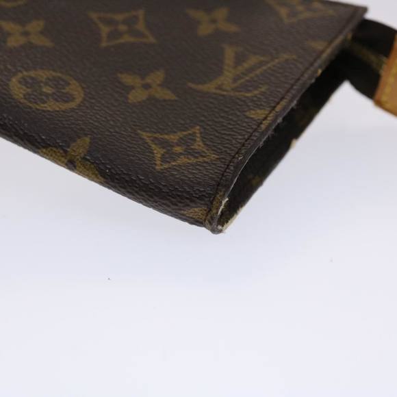 LOUIS VUITTON Monogram Bucket GM Pouch Accessory Pouch LV Auth 49321 - Picture 14 of 16